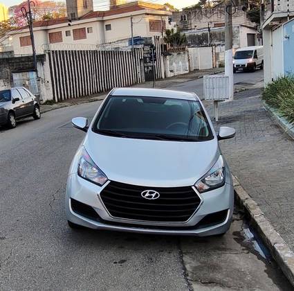 HYUNDAI HB20 1.6 COMFORT PLUS 16V FLEX 4P AUTOMÁTICO HYUNDAI HB20 1.6 COMFORT PLUS 16V FLEX 4P AUTOMÁTICO